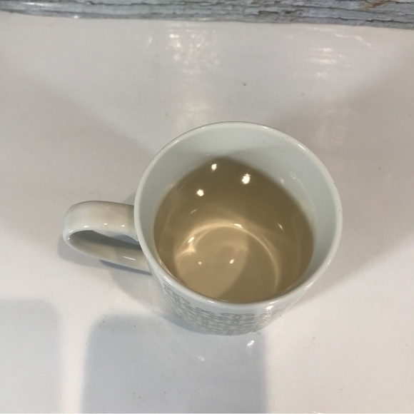 STARBUCKS 2015 Grey Geometric Lace Print Cup - Picture 4 of 4